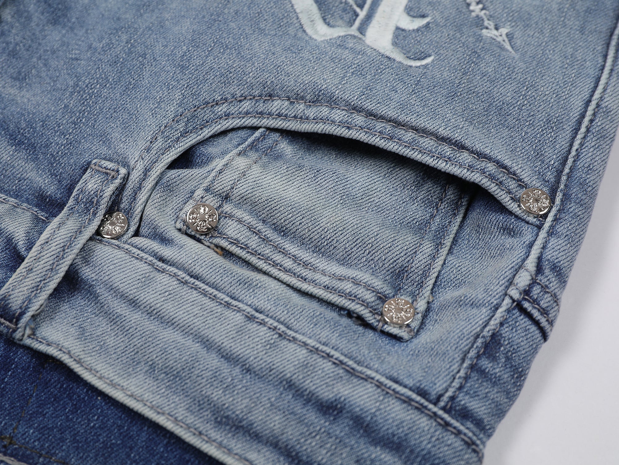 Monogram Piping light blue Denim