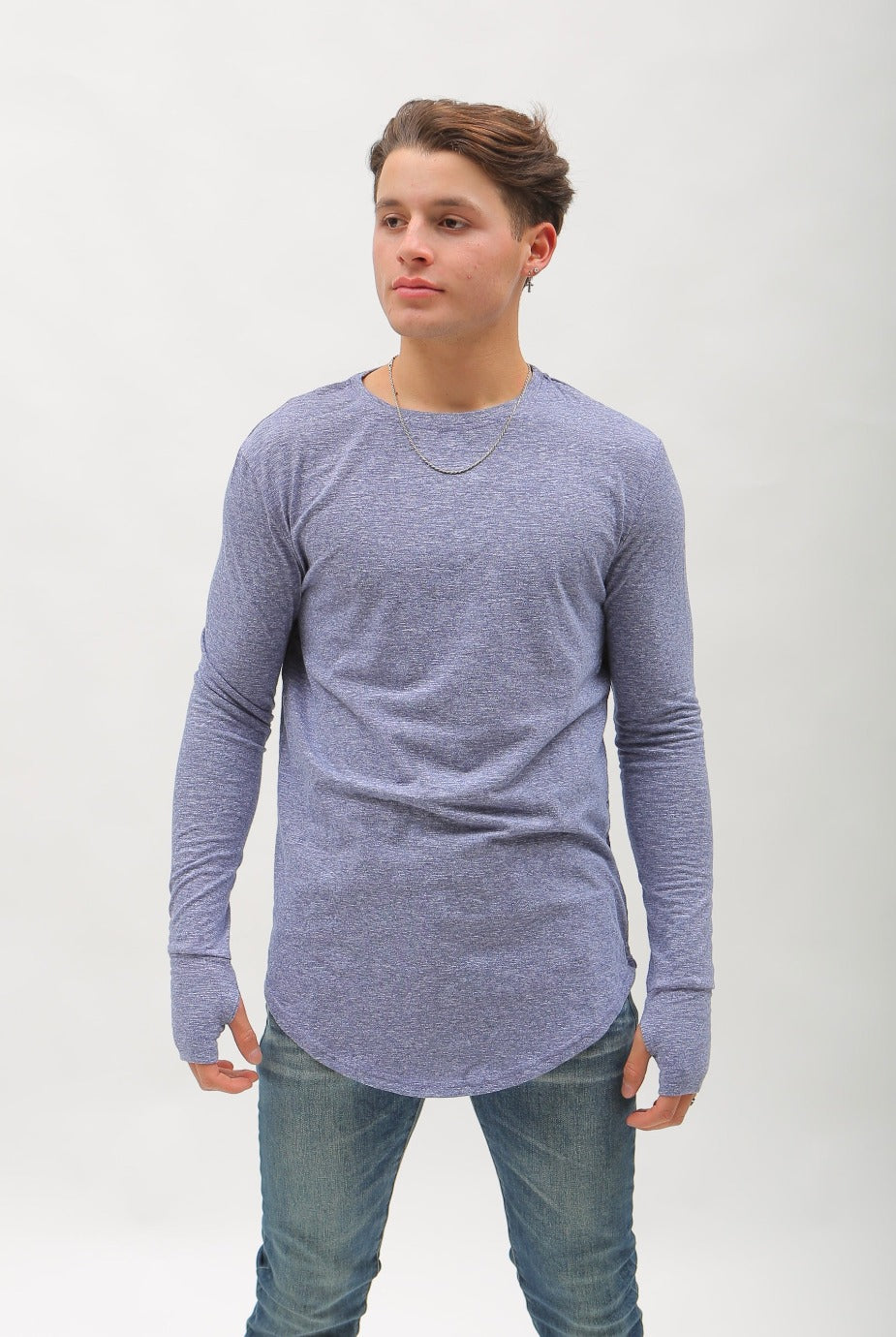 Long-Sleeved Crewneck - Light blue